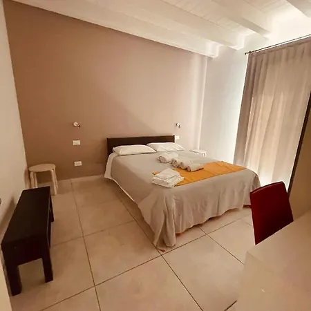 Couette-café Le Albare 3*