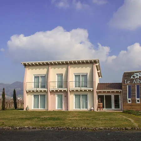 Le Albare 住宿加早餐酒店 Montecchia di Crosara