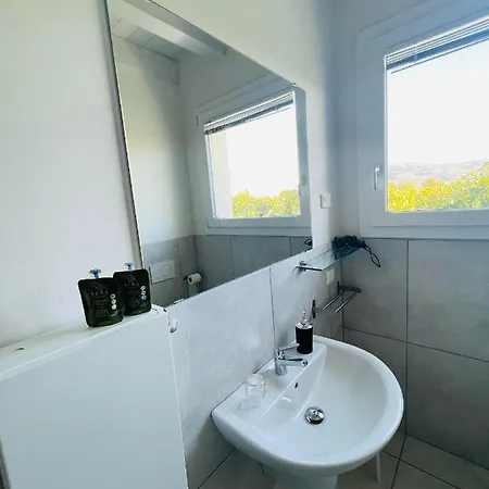 Le Albare Oda ve Kahvaltı Montecchia di Crosara