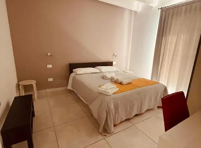 Oda ve Kahvaltı Le Albare 3*