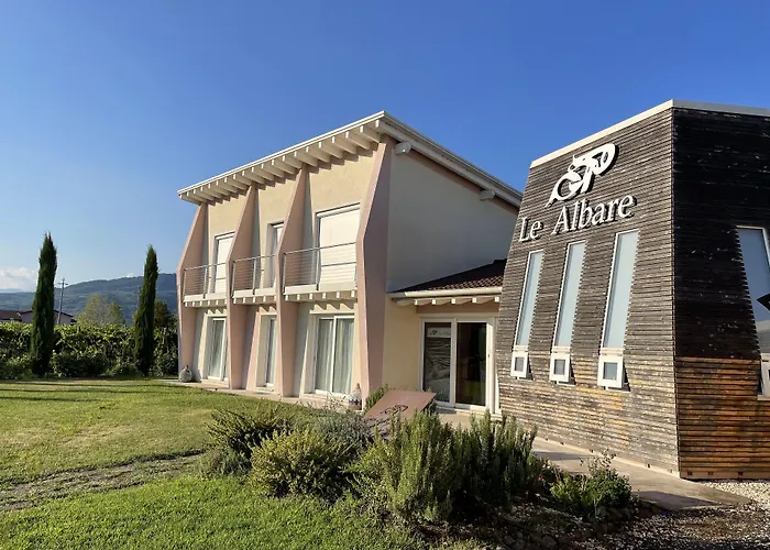 Le Albare Oda ve Kahvaltı